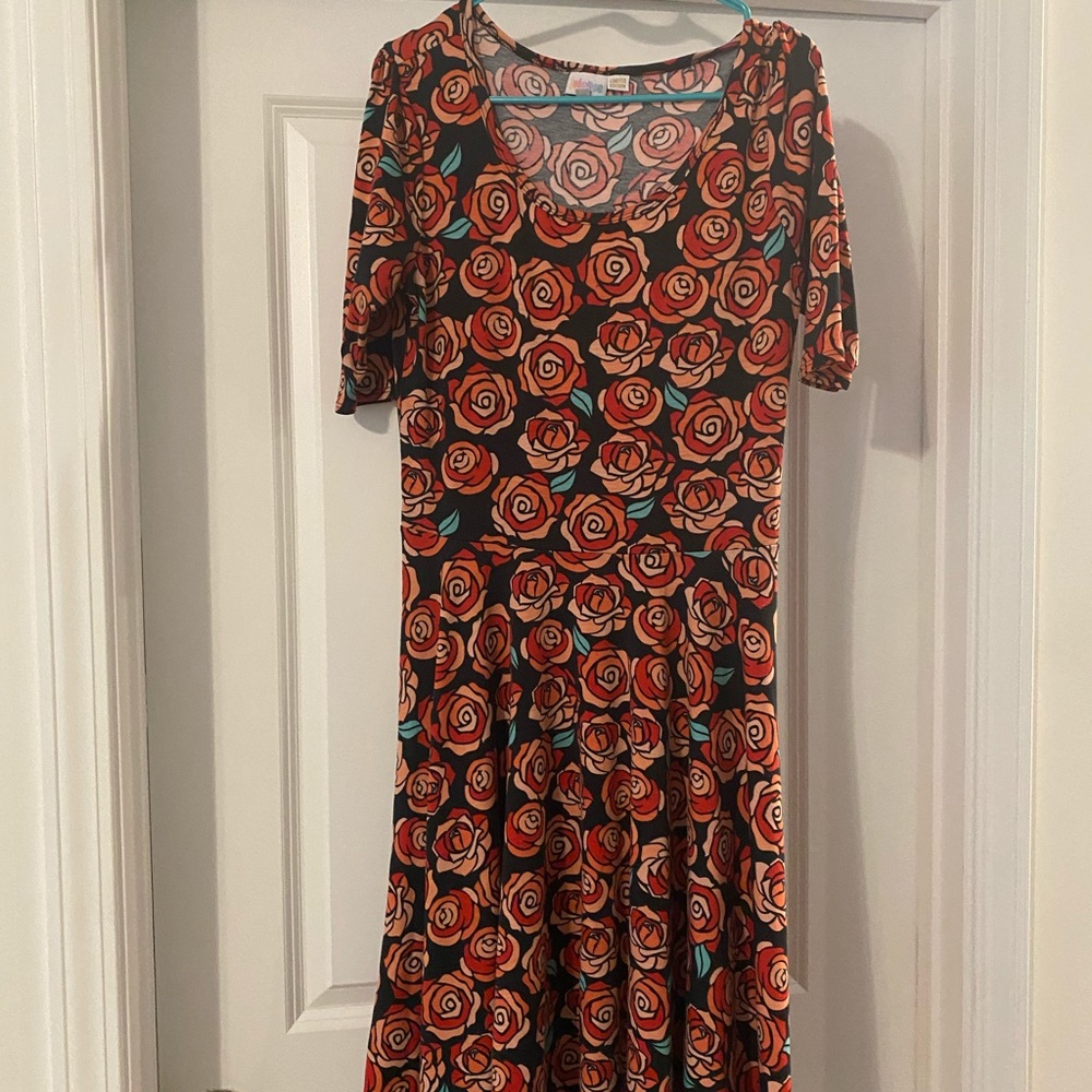 Lularoe Disney Roses Nicole- rare unicorn pattern